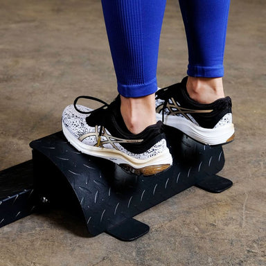 Body-Solid Squat Calf Block - SCB26 Exercise 1