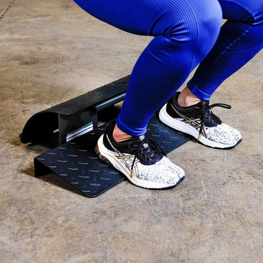 Body-Solid Squat Calf Block - SCB26 Exercise 2