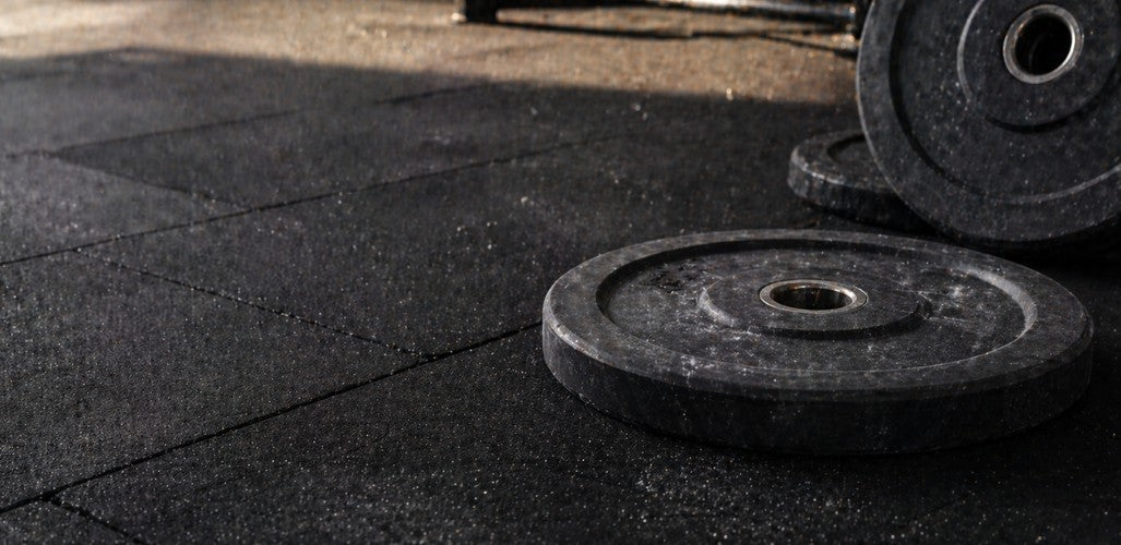 What Is a Rubber Weight Plate? Quiet Strength for Modern Training
