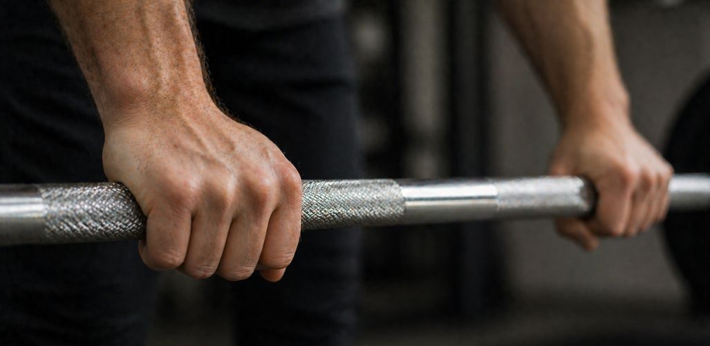 What Is a Stainless Steel Barbell? Benefits, Grip, Pricing & Buying Guide