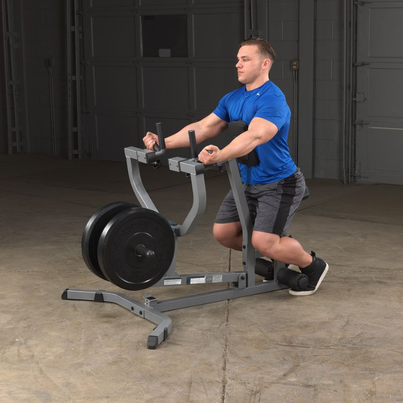 Seated Row workout with weight plates using Body Solid GSRM40B Plate Loaded Seated Row Machine